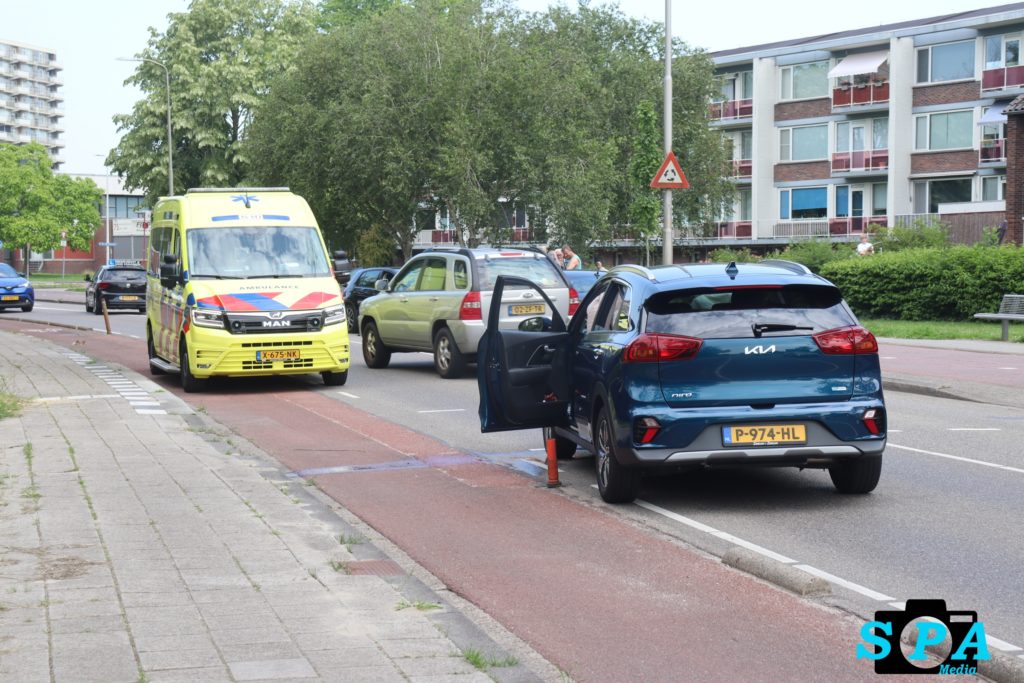 Gewonde na frontale aanrijding Dr. J. W. Paltelaan Zoetermeer